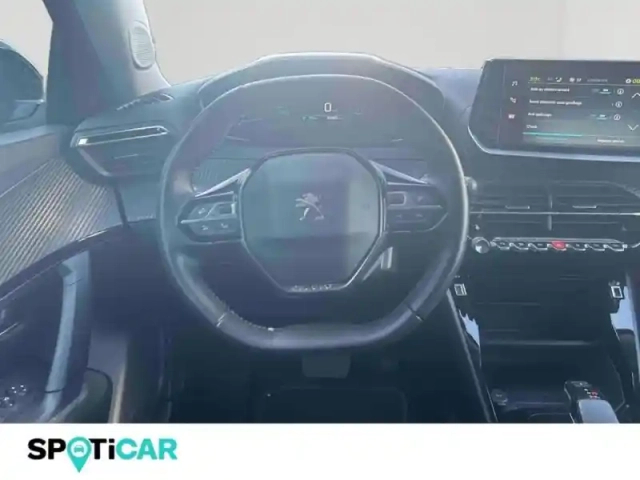 Peugeot 2008 e- 136ch style — photo 12
