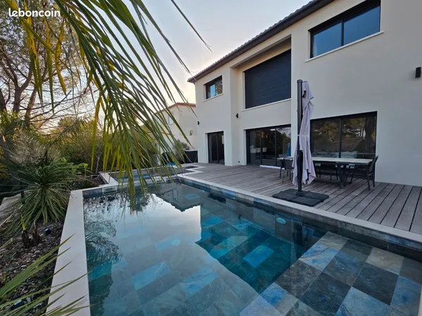 Superbe Villa au calme avec piscine 4 ch 3 sdb