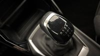 Peugeot 2008 1.2 PureTech 100ch S&S Active — photo 27