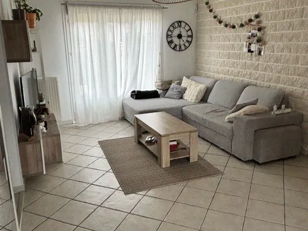 À LOUER - maison 104 m² avec jardin, terrasse et garage
