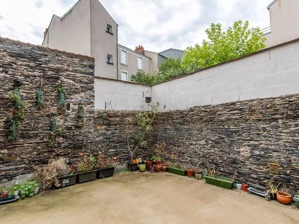 Maison 9 pièces 161 m²