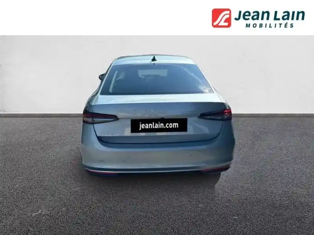Skoda Superb berline 1.5 tsi mhev 150 ch act dsg7 — photo 6