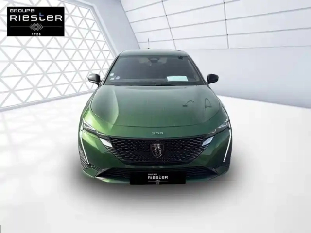 Peugeot 308 phev 180 e-eat8 — photo 2