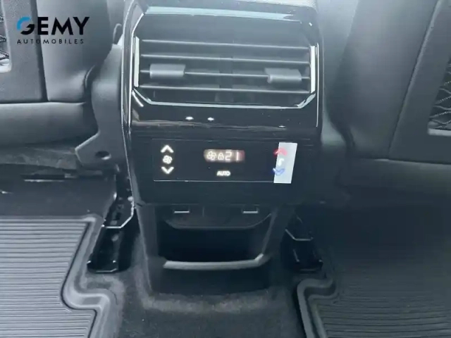Peugeot 5008 hybrid 145 ch e-dcs6 — photo 13