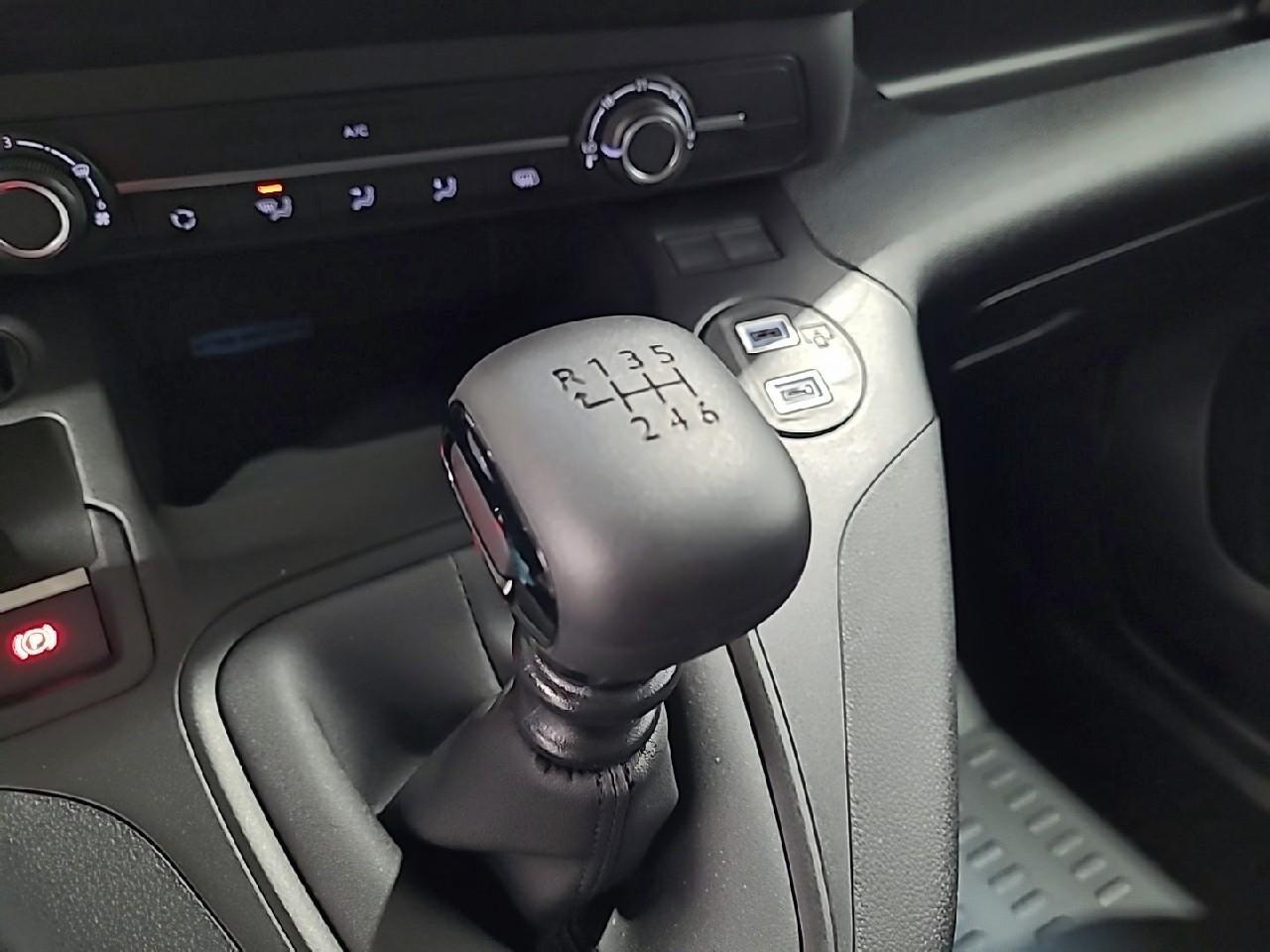 Citroën Berlingo van m diesel 100 ch manuelle — photo 17