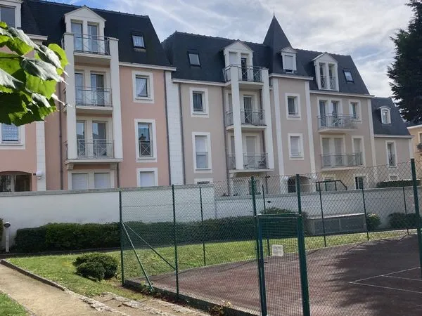 T4 de 92 m² situé à 200 m de la plage de l'écluse