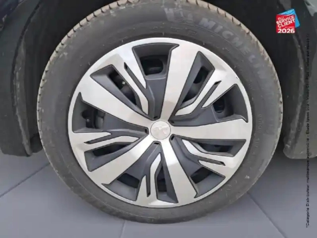 Peugeot 208 e- 136ch like — photo 10
