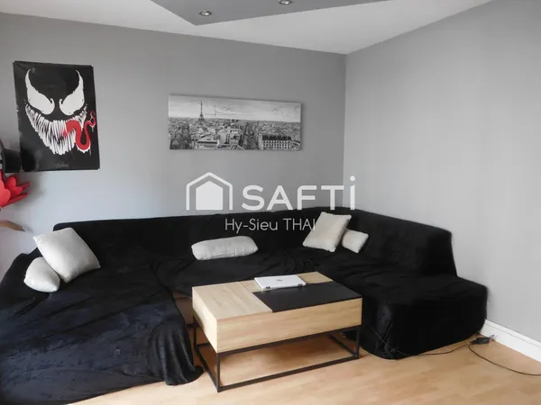 Appartement T4, 1er étage, 80 m2, 3 Chambres, 2 Balcons, Garage, Parking, Cave, Grenier,