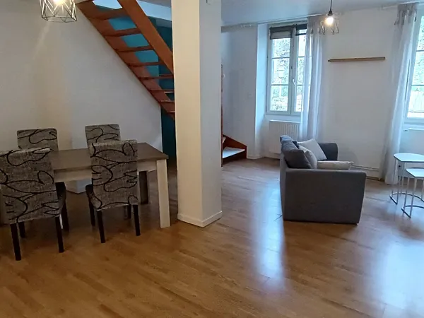 Appartement Meublé duplex centre villle Aubusson