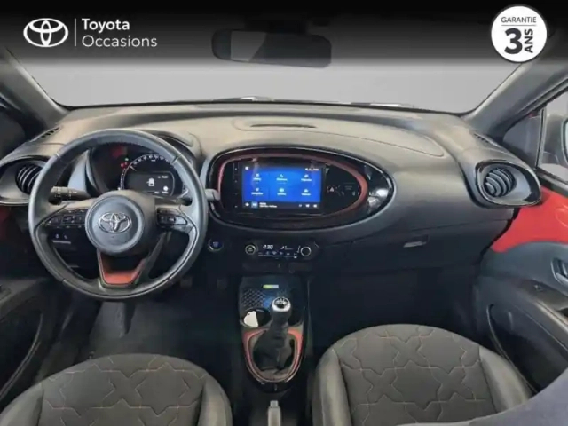 Toyota Aygo X 1.0 vvt-i 72ch collection — photo 8
