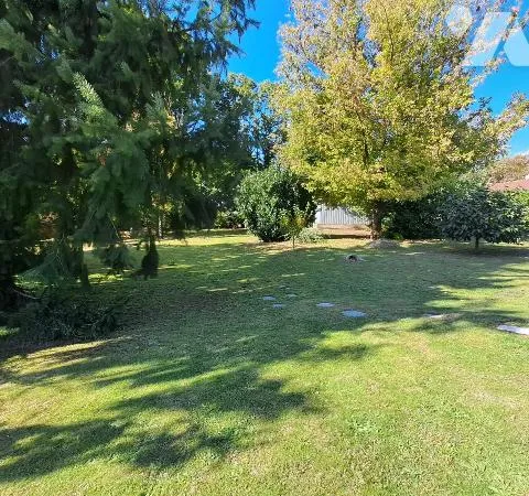 Terrain 643 m²