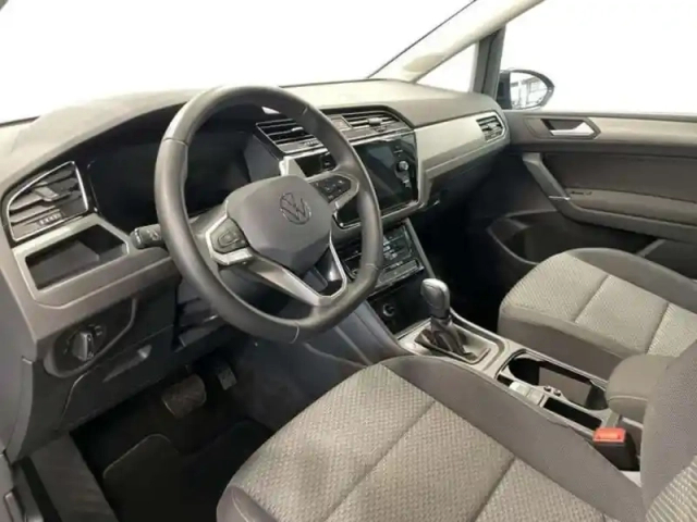 Volkswagen Touran 2.0 tdi 150 dsg7 7pl vw edition — photo 9