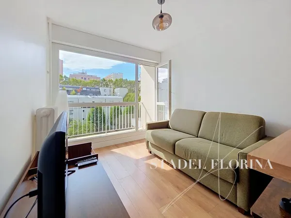 Studio 1 pièce 20 m²