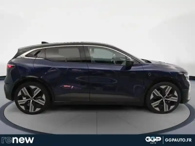 Renault Megane e-tech electric ev60 220ch iconic super charge -c — photo 66