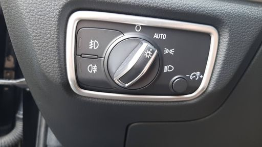Audi A3 1.8 TFSI 180 Quattro S-Tronic 6 - S Line – 2015 – 122183 km – Essence – Boîte Automatique — photo 24