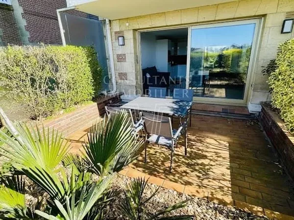 Studio 1 pièce 28 m²