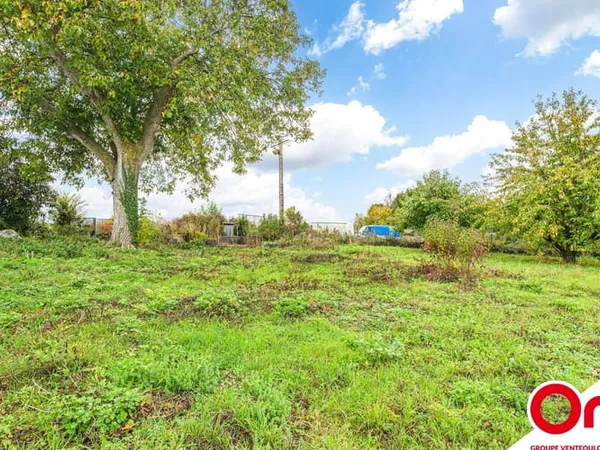 Terrain 859 m²