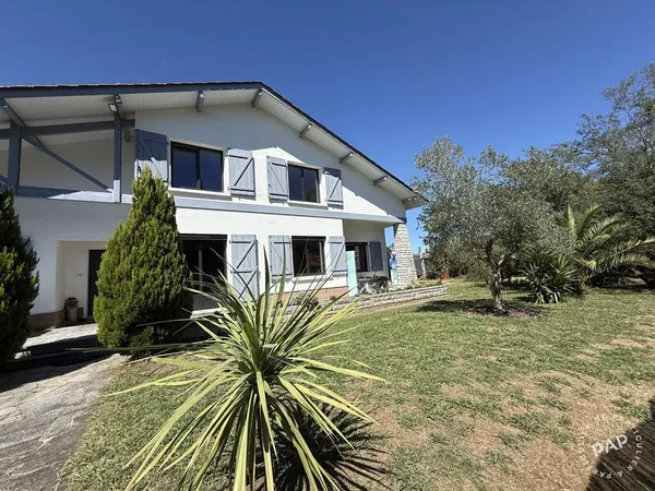 Maison 6 pièces 220 m²