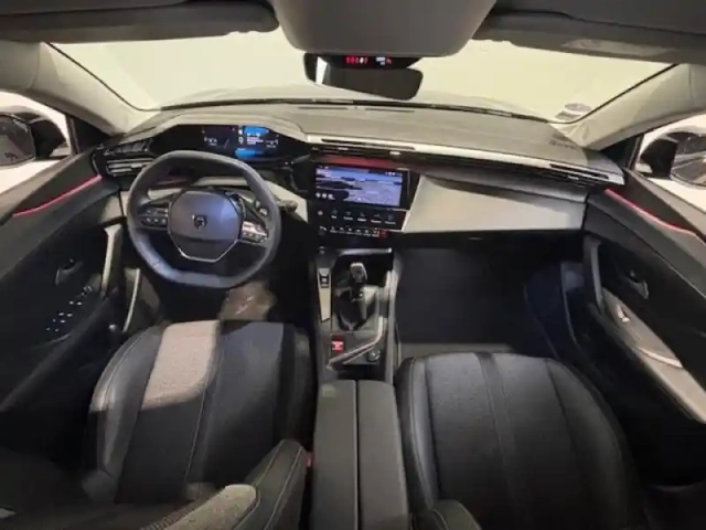 Peugeot 308 1.2 130 allure pack i-cockpit gps camera led — photo 11