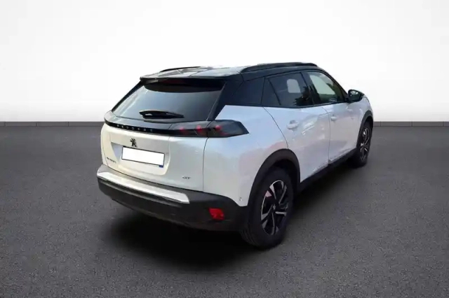 Peugeot 2008 electrique 136 ch — photo 6