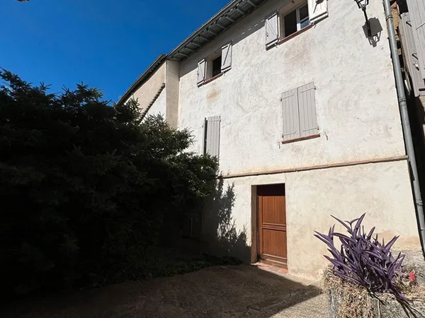 Immeuble de rapport 8 pièces 141 m²