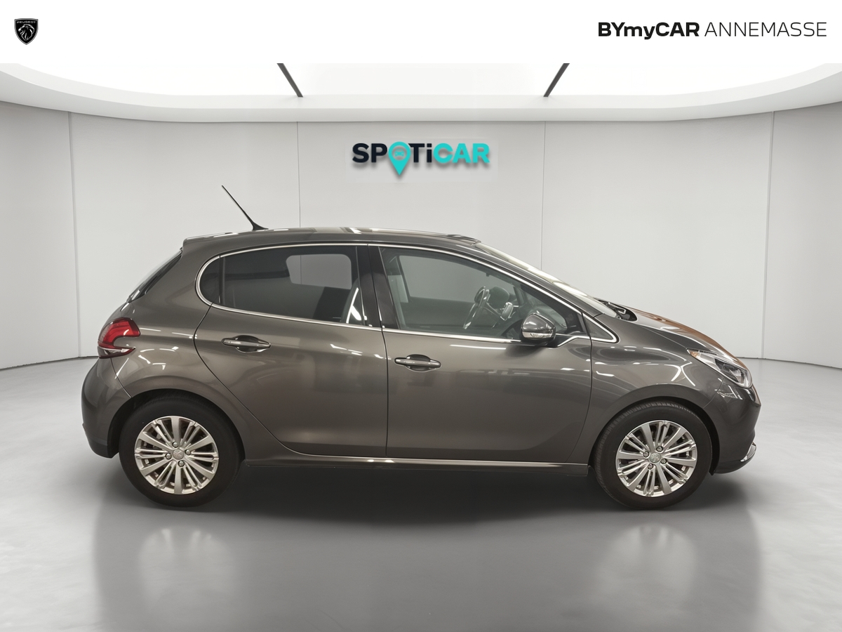Peugeot 208 PureTech 110ch S&amp;S EAT6 — photo 6