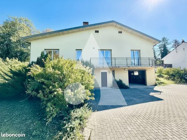 Maison 5 pièces 184 m²