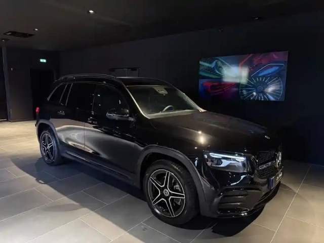 Mercedes Glb 200 d 8g-dct — photo 1