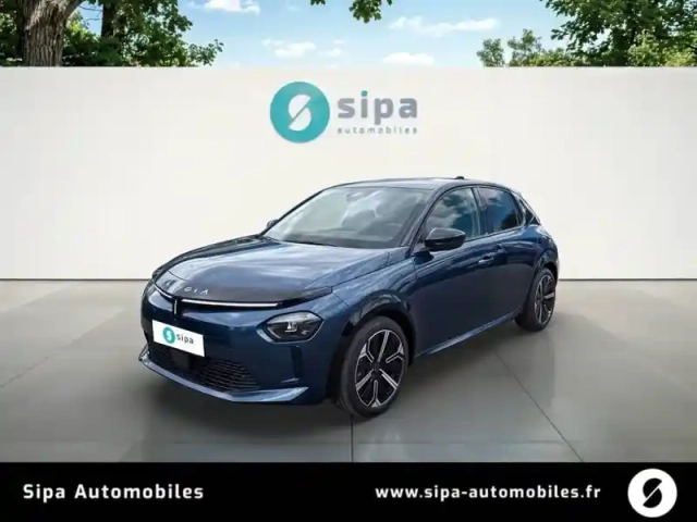 Lancia Ypsilon elettrica 156ch