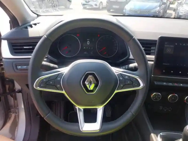 Renault Captur tce 90 — photo 21