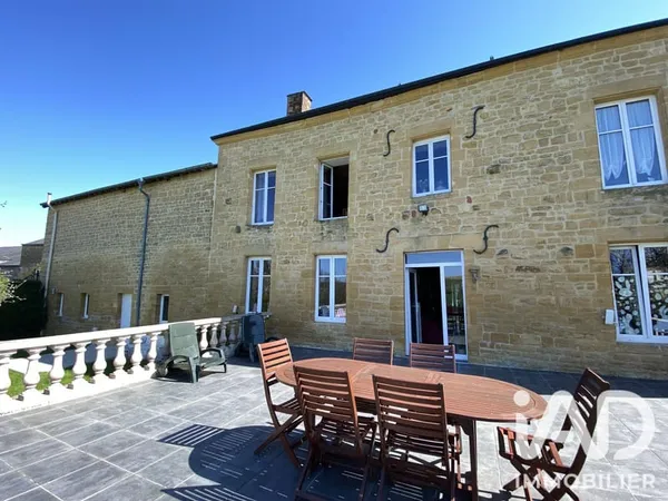 Maison 9 pièces 350 m²