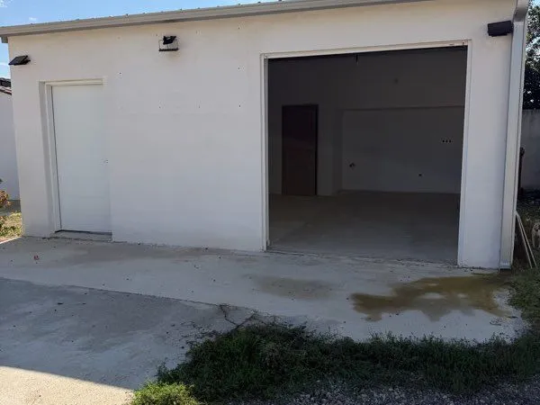 Commerce Location Borgo 35m² 700€