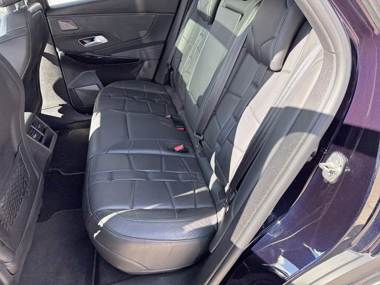 Ds Ds 7 crossback hybride e-tense 300 eat8 4x4 rivoli — photo 10