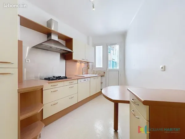 Appartement 4 pièces 82 m²