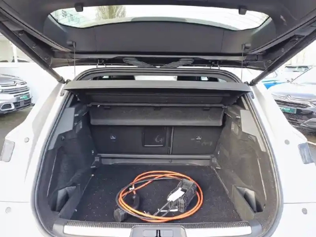 Ds Ds 7 hybride rechargeable e-tense 300 eat8 4x4 — photo 6