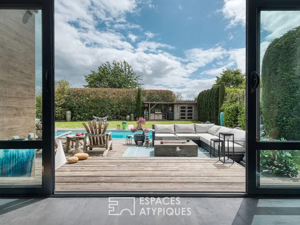 Maison d'architecte contemporaine avec piscine