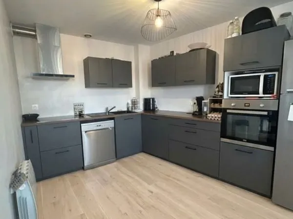 Duplex 83 m² refait à neuf - Centre-ville de Mansle - Vue sur la Charente - DPE B