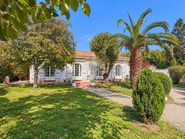 Maison de plain-pied 5 pièces 148 m²