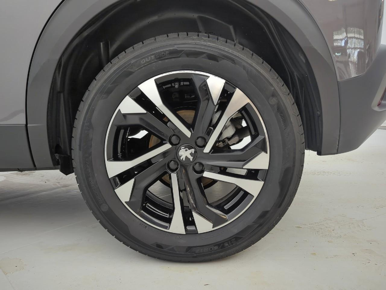 Peugeot 2008 puretech 100 s&s bvm6 allure — photo 11