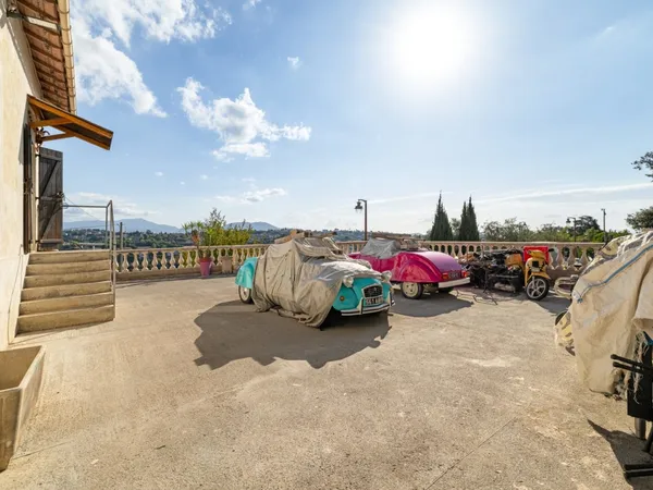 ROUTE DE BELLET - MAISON POSSIBILITE 3 APPARTEMENTS