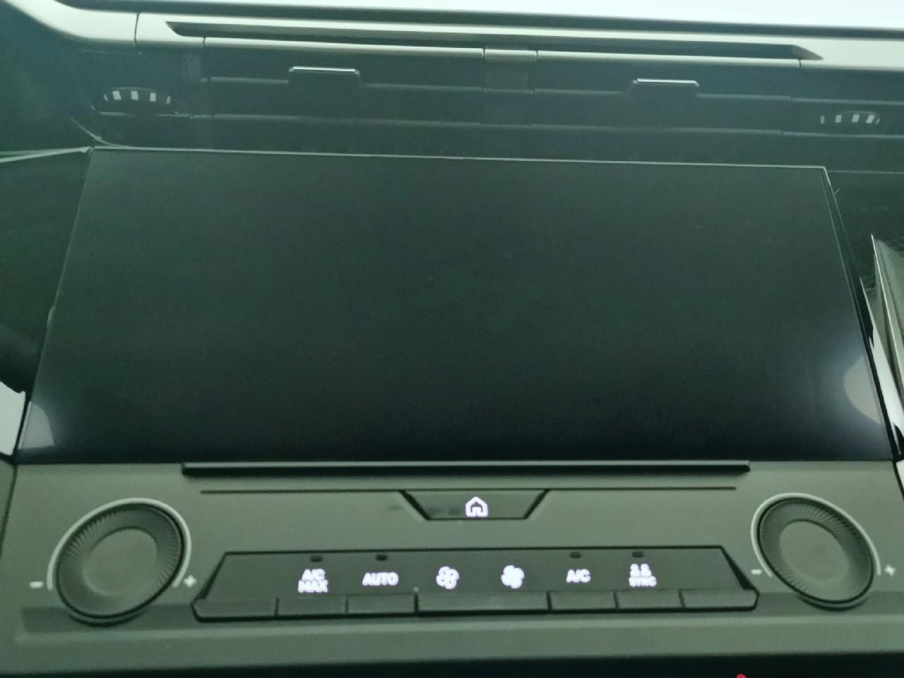 Peugeot 308 sw hybrid 145 e-dcs6 style — photo 20