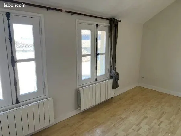 Studio 1 pièce 20 m²