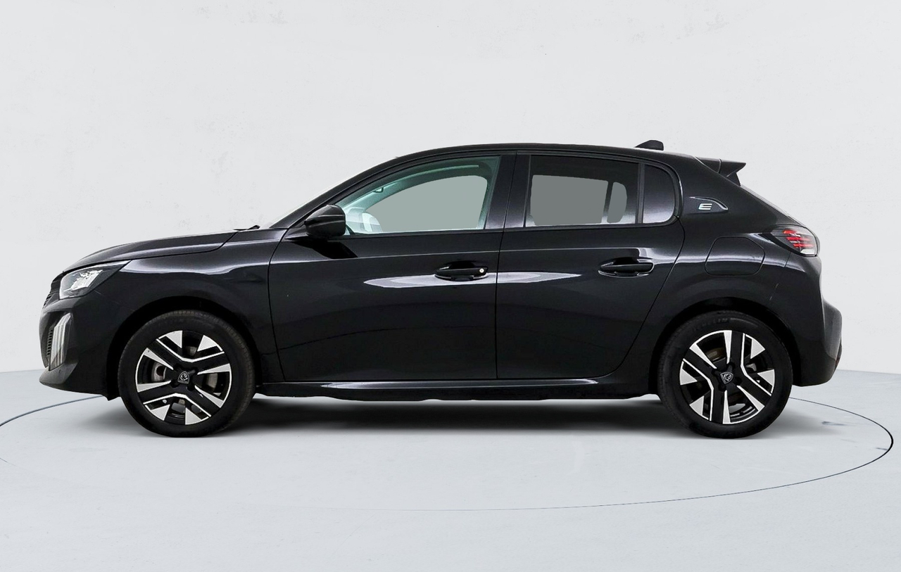 Peugeot 208 — photo 2