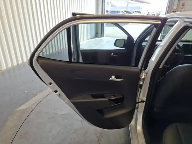Kia Picanto 1.0 gdi 68 ch bvma5 — photo 35
