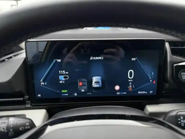 Ford Puma gen-e 168ch standard range 43 kwh premium — photo 12