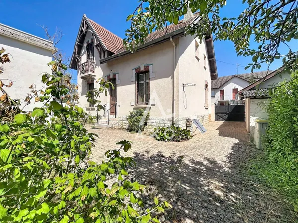 Maison 6 pièces 150 m²