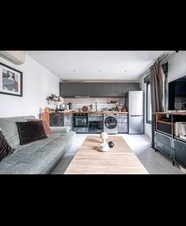 Maison divisée 2 appartements