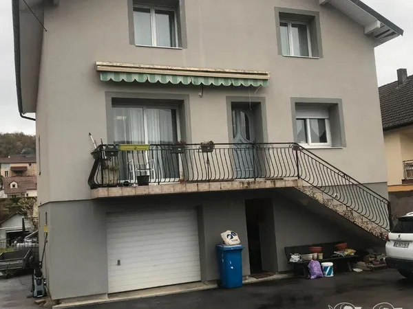 Maison 10 pièces 231 m²