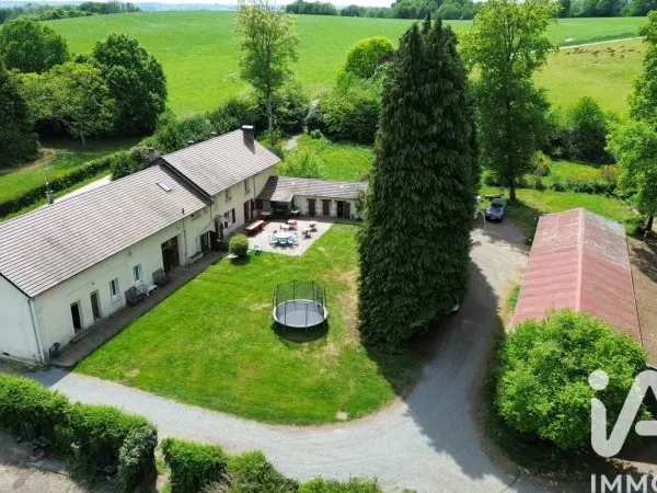 Maison 15 pièces 395 m²