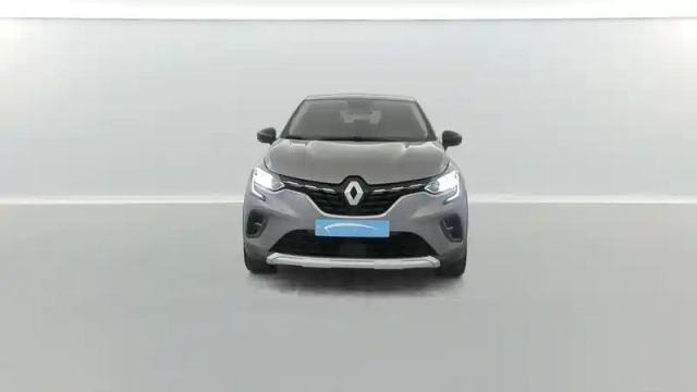 Renault Captur e-tech plug-in 160 21 intens 5p — photo 8